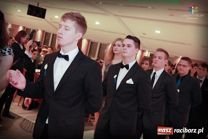 Zdjęcie w galerii na portalu naszraciborz.pl: Studniówka II LO raz jeszcze... wiadomości z regionu