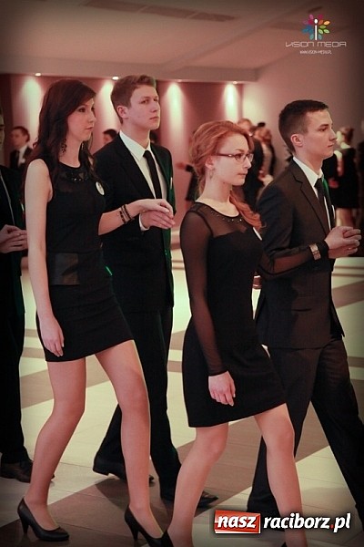 Zdjęcie w galerii na portalu naszraciborz.pl: Studniówka II LO raz jeszcze... wiadomości z regionu