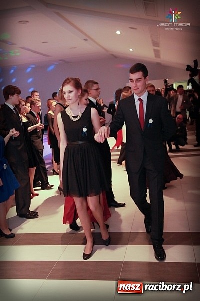 Zdjęcie w galerii na portalu naszraciborz.pl: Studniówka II LO raz jeszcze... wiadomości z regionu