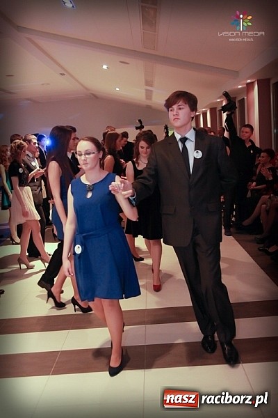 Zdjęcie w galerii na portalu naszraciborz.pl: Studniówka II LO raz jeszcze... wiadomości z regionu