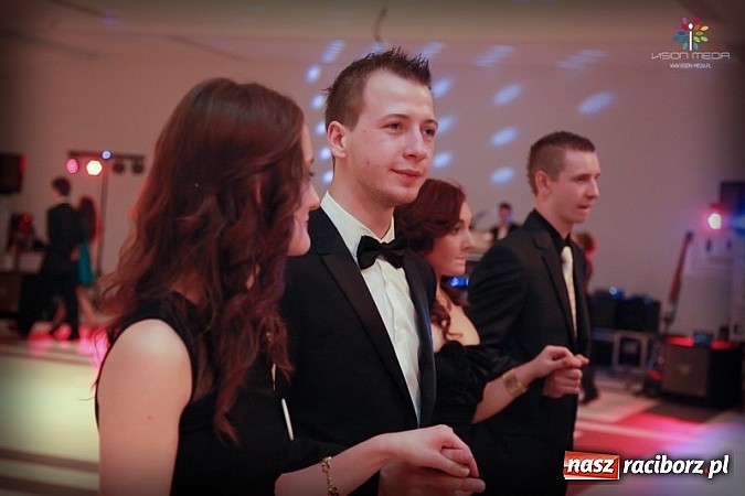 Zdjęcie w galerii na portalu naszraciborz.pl: Studniówka II LO raz jeszcze... wiadomości z regionu