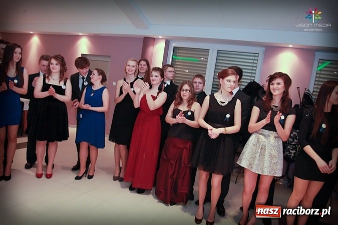 Zdjęcie w galerii na portalu naszraciborz.pl: Studniówka II LO raz jeszcze... wiadomości z regionu