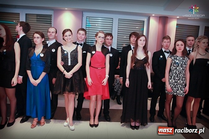 Zdjęcie w galerii na portalu naszraciborz.pl: Studniówka II LO raz jeszcze... wiadomości z regionu