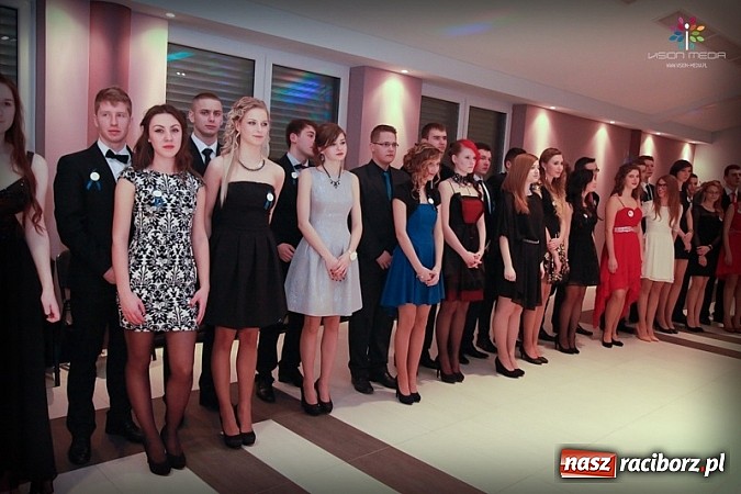 Zdjęcie w galerii na portalu naszraciborz.pl: Studniówka II LO raz jeszcze... wiadomości z regionu