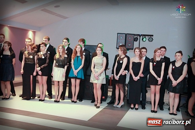 Zdjęcie w galerii na portalu naszraciborz.pl: Studniówka II LO raz jeszcze... wiadomości z regionu