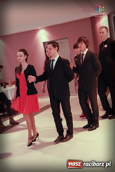 Zdjęcie w galerii na portalu naszraciborz.pl: Studniówka II LO raz jeszcze... wiadomości z regionu