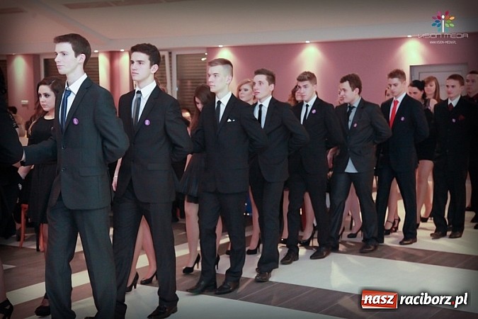 Zdjęcie w galerii na portalu naszraciborz.pl: Studniówka II LO raz jeszcze... wiadomości z regionu