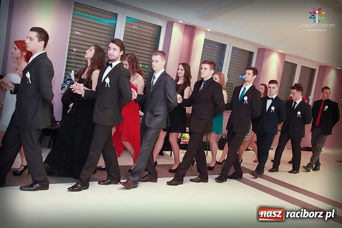 Zdjęcie w galerii na portalu naszraciborz.pl: Studniówka II LO raz jeszcze... wiadomości z regionu