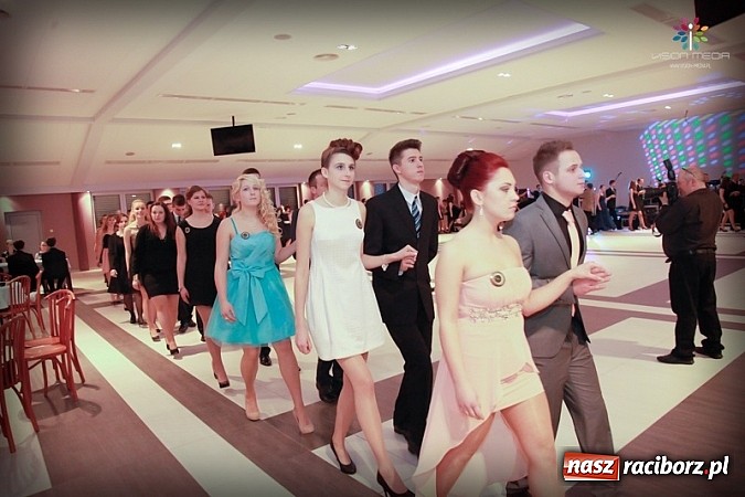 Zdjęcie w galerii na portalu naszraciborz.pl: Studniówka II LO raz jeszcze... wiadomości z regionu