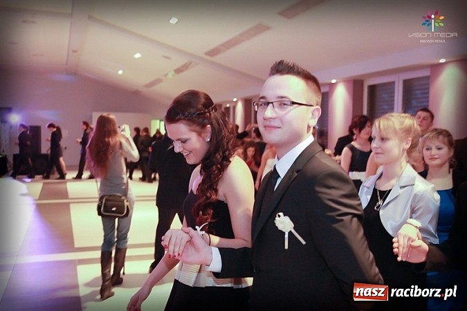 Zdjęcie w galerii na portalu naszraciborz.pl: Studniówka II LO raz jeszcze... wiadomości z regionu