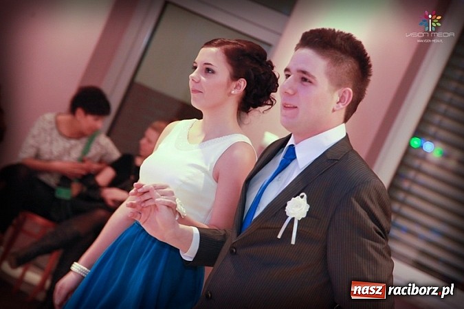 Zdjęcie w galerii na portalu naszraciborz.pl: Studniówka II LO raz jeszcze... wiadomości z regionu