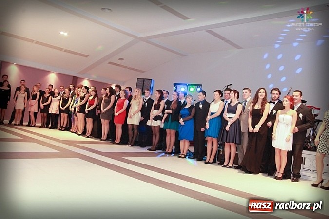 Zdjęcie w galerii na portalu naszraciborz.pl: Studniówka II LO raz jeszcze... wiadomości z regionu