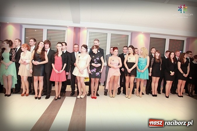 Zdjęcie w galerii na portalu naszraciborz.pl: Studniówka II LO raz jeszcze... wiadomości z regionu