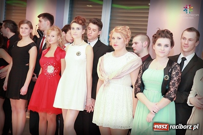 Zdjęcie w galerii na portalu naszraciborz.pl: Studniówka II LO raz jeszcze... wiadomości z regionu