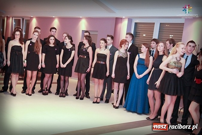 Zdjęcie w galerii na portalu naszraciborz.pl: Studniówka II LO raz jeszcze... wiadomości z regionu