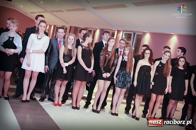 Zdjęcie w galerii na portalu naszraciborz.pl: Studniówka II LO raz jeszcze... wiadomości z regionu