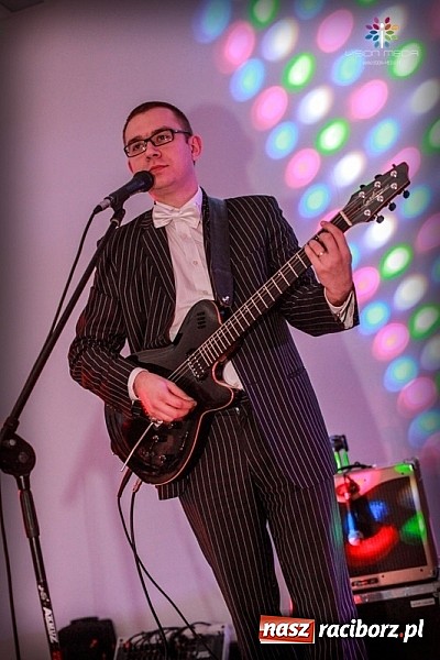 Zdjęcie w galerii na portalu naszraciborz.pl: Studniówka II LO raz jeszcze... wiadomości z regionu