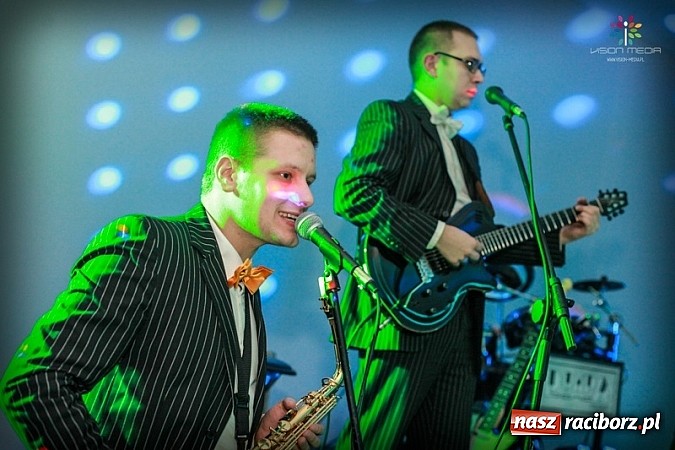 Zdjęcie w galerii na portalu naszraciborz.pl: Studniówka II LO raz jeszcze... wiadomości z regionu