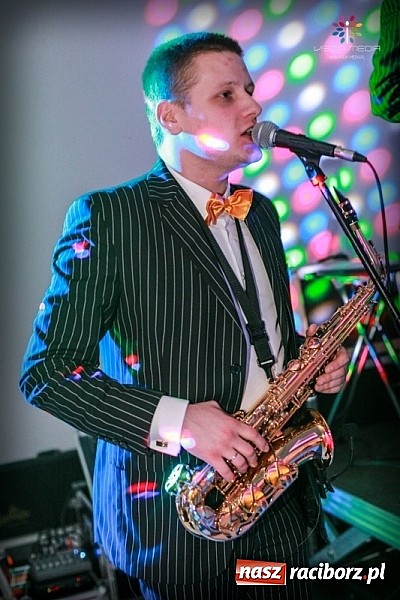 Zdjęcie w galerii na portalu naszraciborz.pl: Studniówka II LO raz jeszcze... wiadomości z regionu