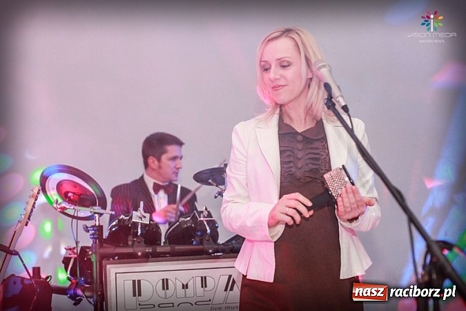 Zdjęcie w galerii na portalu naszraciborz.pl: Studniówka II LO raz jeszcze... wiadomości z regionu