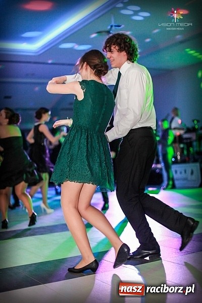 Zdjęcie w galerii na portalu naszraciborz.pl: Studniówka II LO raz jeszcze... wiadomości z regionu