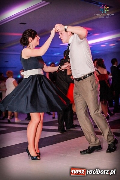 Zdjęcie w galerii na portalu naszraciborz.pl: Studniówka II LO raz jeszcze... wiadomości z regionu