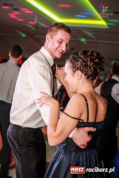 Zdjęcie w galerii na portalu naszraciborz.pl: Studniówka II LO raz jeszcze... wiadomości z regionu