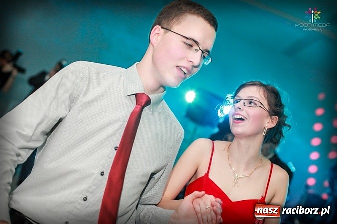 Zdjęcie w galerii na portalu naszraciborz.pl: Studniówka II LO raz jeszcze... wiadomości z regionu