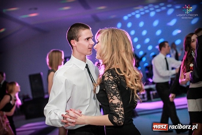 Zdjęcie w galerii na portalu naszraciborz.pl: Studniówka II LO raz jeszcze... wiadomości z regionu