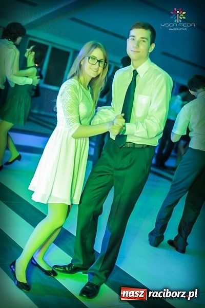 Zdjęcie w galerii na portalu naszraciborz.pl: Studniówka II LO raz jeszcze... wiadomości z regionu