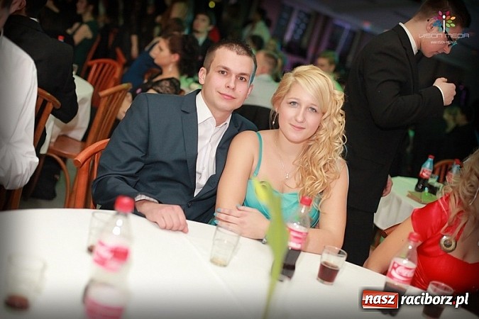 Zdjęcie w galerii na portalu naszraciborz.pl: Studniówka II LO raz jeszcze... wiadomości z regionu