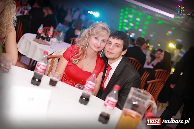 Zdjęcie w galerii na portalu naszraciborz.pl: Studniówka II LO raz jeszcze... wiadomości z regionu