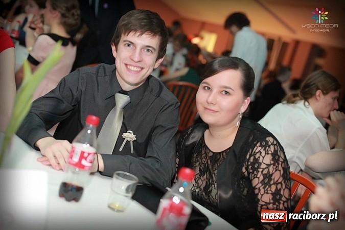 Zdjęcie w galerii na portalu naszraciborz.pl: Studniówka II LO raz jeszcze... wiadomości z regionu