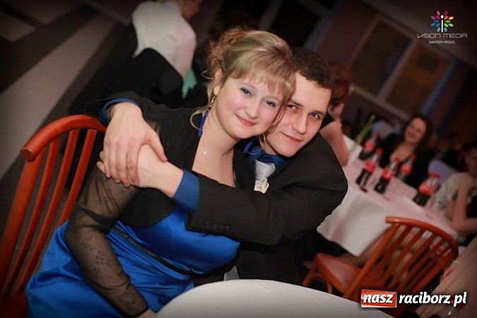 Zdjęcie w galerii na portalu naszraciborz.pl: Studniówka II LO raz jeszcze... wiadomości z regionu