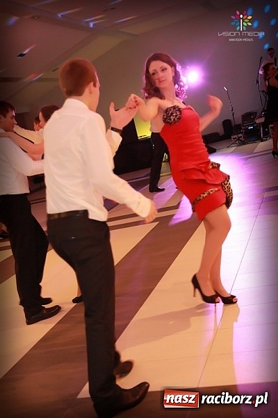 Zdjęcie w galerii na portalu naszraciborz.pl: Studniówka II LO raz jeszcze... wiadomości z regionu