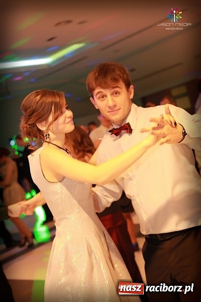 Zdjęcie w galerii na portalu naszraciborz.pl: Studniówka II LO raz jeszcze... wiadomości z regionu