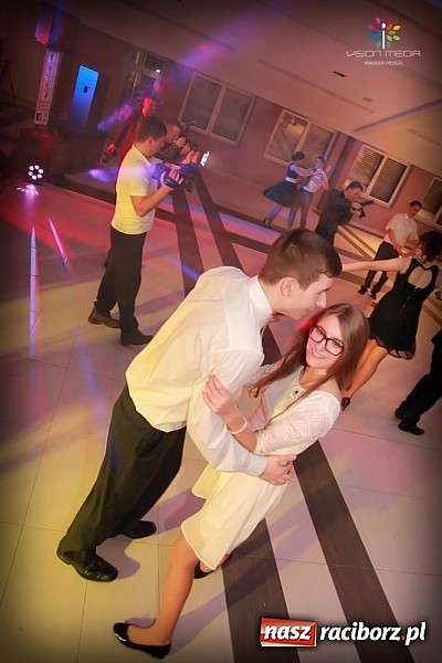 Zdjęcie w galerii na portalu naszraciborz.pl: Studniówka II LO raz jeszcze... wiadomości z regionu