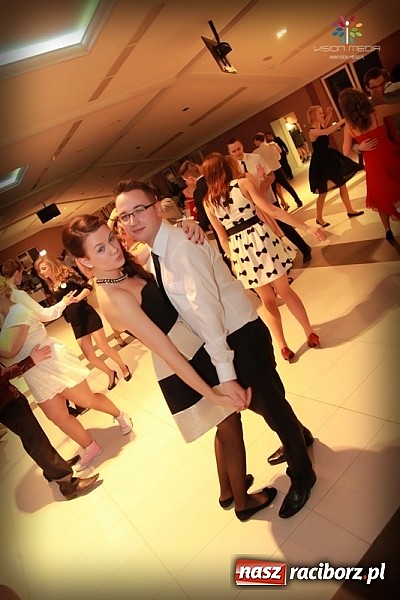 Zdjęcie w galerii na portalu naszraciborz.pl: Studniówka II LO raz jeszcze... wiadomości z regionu