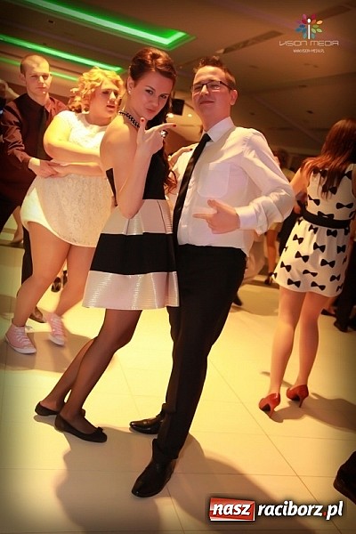 Zdjęcie w galerii na portalu naszraciborz.pl: Studniówka II LO raz jeszcze... wiadomości z regionu