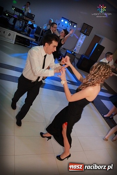 Zdjęcie w galerii na portalu naszraciborz.pl: Studniówka II LO raz jeszcze... wiadomości z regionu