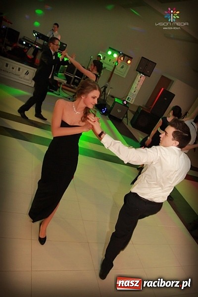 Zdjęcie w galerii na portalu naszraciborz.pl: Studniówka II LO raz jeszcze... wiadomości z regionu