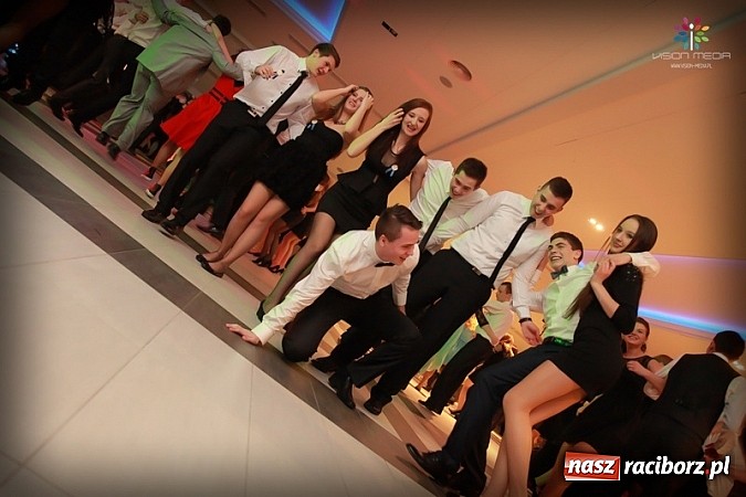 Zdjęcie w galerii na portalu naszraciborz.pl: Studniówka II LO raz jeszcze... wiadomości z regionu