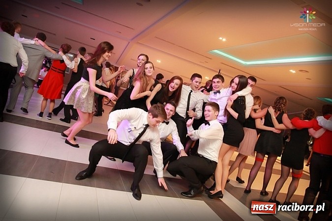 Zdjęcie w galerii na portalu naszraciborz.pl: Studniówka II LO raz jeszcze... wiadomości z regionu