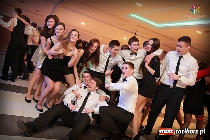 Zdjęcie w galerii na portalu naszraciborz.pl: Studniówka II LO raz jeszcze... wiadomości z regionu