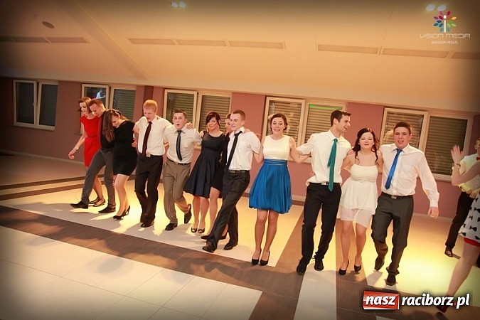 Zdjęcie w galerii na portalu naszraciborz.pl: Studniówka II LO raz jeszcze... wiadomości z regionu