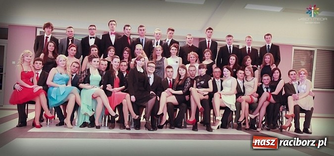 Zdjęcie w galerii na portalu naszraciborz.pl: Studniówka II LO raz jeszcze... wiadomości z regionu