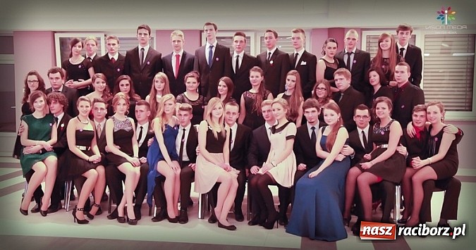 Zdjęcie w galerii na portalu naszraciborz.pl: Studniówka II LO raz jeszcze... wiadomości z regionu