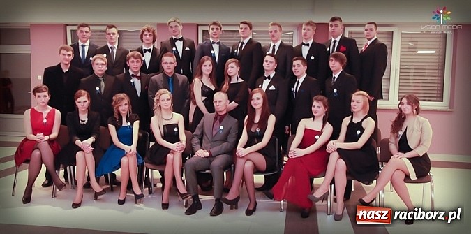 Zdjęcie w galerii na portalu naszraciborz.pl: Studniówka II LO raz jeszcze... wiadomości z regionu