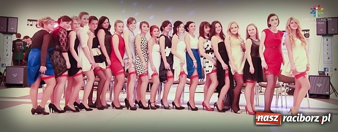 Zdjęcie w galerii na portalu naszraciborz.pl: Studniówka II LO raz jeszcze... wiadomości z regionu