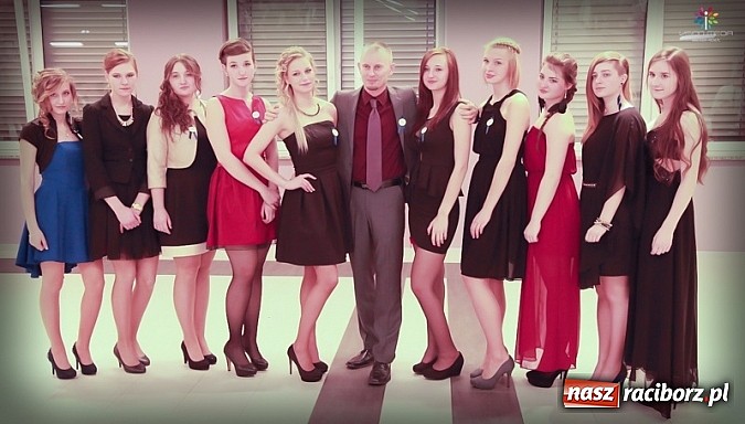 Zdjęcie w galerii na portalu naszraciborz.pl: Studniówka II LO raz jeszcze... wiadomości z regionu